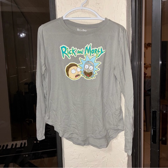 Cartoon Network Tops - Cartoon Network Rick and Morty Gray Long-Sleeve Tee with Green Accent